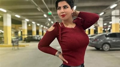 بنطلون شمس الكويتية يثير الجدل في أحدث ظهور لها