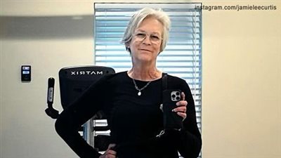 Jamie Lee Curtis Defies Age at 65 Showing Her Bare Legs in Black Shorts: ‘You’re Truly an Inspiration’