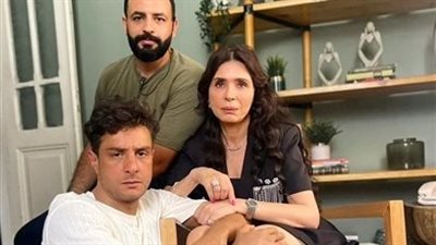 دينا تفجر مفاجأة عن صورتها الجريئة مع أحمد الفيشاوي