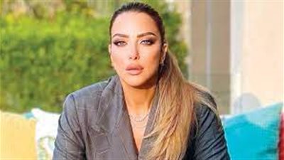 ظهور جريء للفنانة ريم مصطفى يثير ضجة.
