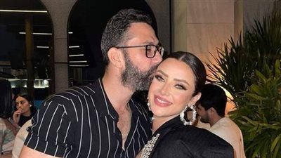 مفاجأة.. لن تصدق من هو الشاب الذي ظهر مع رضوى الشربيني؟