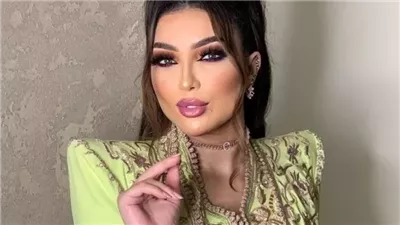 ..  الفنانة دنيا بطمة تتخطى الحدود الحمراء بأطلاله  وتضع نفسها في مرمى الانتقاد من جديد (صورة) 