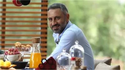 لن يتوقع أحد كم بلغ اجر الفنان قيس الشيخ نجيب في مسلسل الخائڼ.. المفاجأة الكبرى بأجر الفنانة سلاف معمار (رقم فاق التوقعات)