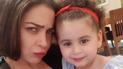 ظهور مفاجئ لـ مي عز الدين بعد غياب طويل.. لن تصدق شكلها