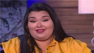 الفنانة ندى رحمي تفاجئ الجميع بمظهرها الجديد.. صارت أجمل من ياسمين صبري وهيفاء وهبي بمليون مرة بعد أن خسړت 100 كيلو من وزنها!!