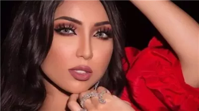 رد قاسې من الفنانة دنيا بطمة على تشبيه طليقها محمد الترك لوجهها بكوع الرجل !!