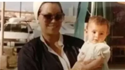 هذه الفنانة بدأت التمثيل في الحمام بعمر صغير واليوم أصبحت من أهم الفنانات رغم رفض والدتها دخولها عالم الفن.. لن تصدق من هي؟