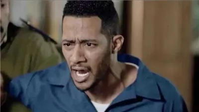  الأمن تقتاد محمد رمضان للمحكمة بالقوة والفنان ينهار أمام القاضي: أقسم بالله معلمتش حاجة!