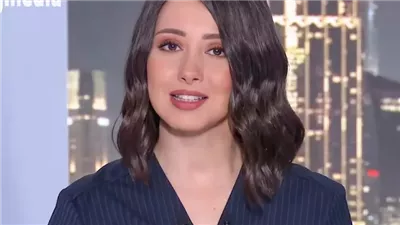 مذيعة قناة الجزيرة بموقف محرج جعلها تنفعل بشدة وتغادر البرنامج والدموع في عينيها..لن تصدق ماحدث!!..