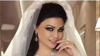 “دفع وزنها ذهب”.. زواج الفنانة هيفاء وهبي من رجل أعمال مصري يفاجئ الجمهور ويشعل السوشيال ميديا!
