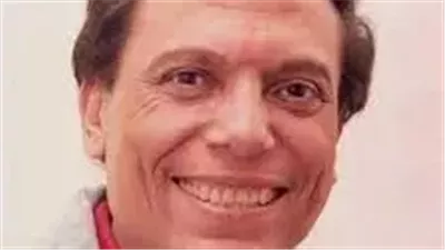 لن تصدقوا من هي الممثلة التي لم يستطيع عادل امام التمثيل معها إلا بعد إذن من زوجته.. هويتها ستفاجئكم حتماً !