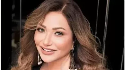 انتقاد ليلى علوي بسبب عادل امام!