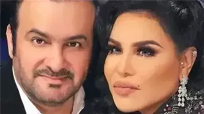 مبارك الهاجري يفاجئ زوجته أحلام الشامسي بمناسبة عيد زواجهما بعد عودته من أداء فريضة الحج..!