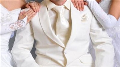 شاب عربي تزوج عروستين في ليلة واحدة وما فعلته إحداهما ليلة الزفاف لا يخطر حتى على بال امراة!