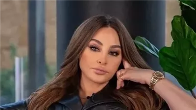 إليسا تكشف عن خوضها علاقة حب من طرف واحد