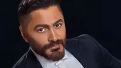 تغريم تامر حسني بعد اتهامه بالسړقة 