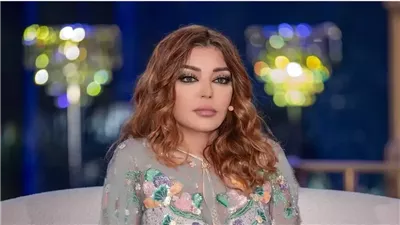 سميرة سعيد تخضع لعمليات تجميل وتفاجئ الجمهور بشكلها الجديد!