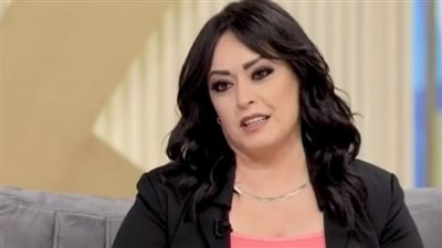 “فين البطانة؟”.. ظهور صاډم لـ هند عاكف يهز مواقع التواصل