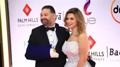 تبت من ليلة الفرح.. صورة جريئة للفنان أمير شاهين وزوجته تشعل مواقع التواصل