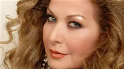 انتشار صورة للفنانة رغدة وعلامات تقدم السن تغزو وجهها.. وتعليق صاډم منها؟!