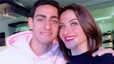 حتى لا تتعرض للمعاكسات رفقة ابنها في الشارع.. هيدي كرم تلتزم حدودها