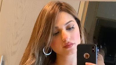 تسريب صورة للإعلامية ياسمين عز بدون فلتر.. لن تصدق كيف بدت