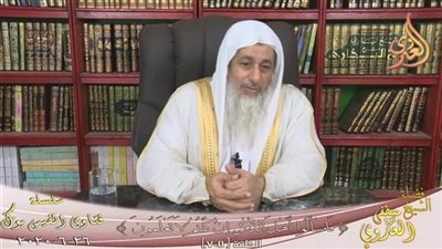 «آيات ومعاني» | ما تفسير «تختانون أنفسكم»؟