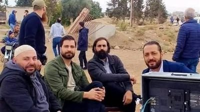 هل تذكرون الفنان السـوري الذي جــسد دور عبدو في مسلسل باب الحارة ؟ لن تصدقوا جمال ابنته التي أخــفاها كثيراً عن الأنظـار !!