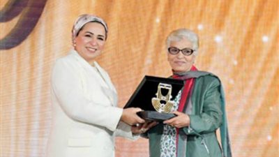 أول ظهور علني لأبنة أنعام سالوسة.. فنانة شهيرة لن تصدق من هي